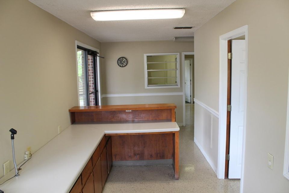 310 Idlewild Rd, Columbus, MS 39702